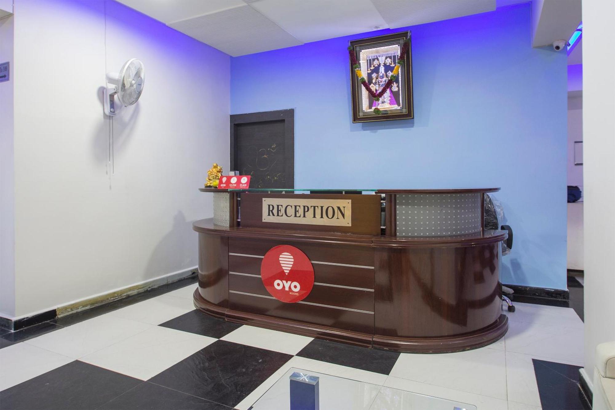 Hotel O Palak Residency Near Erragadda Metro Station Hyderabad Exteriör bild