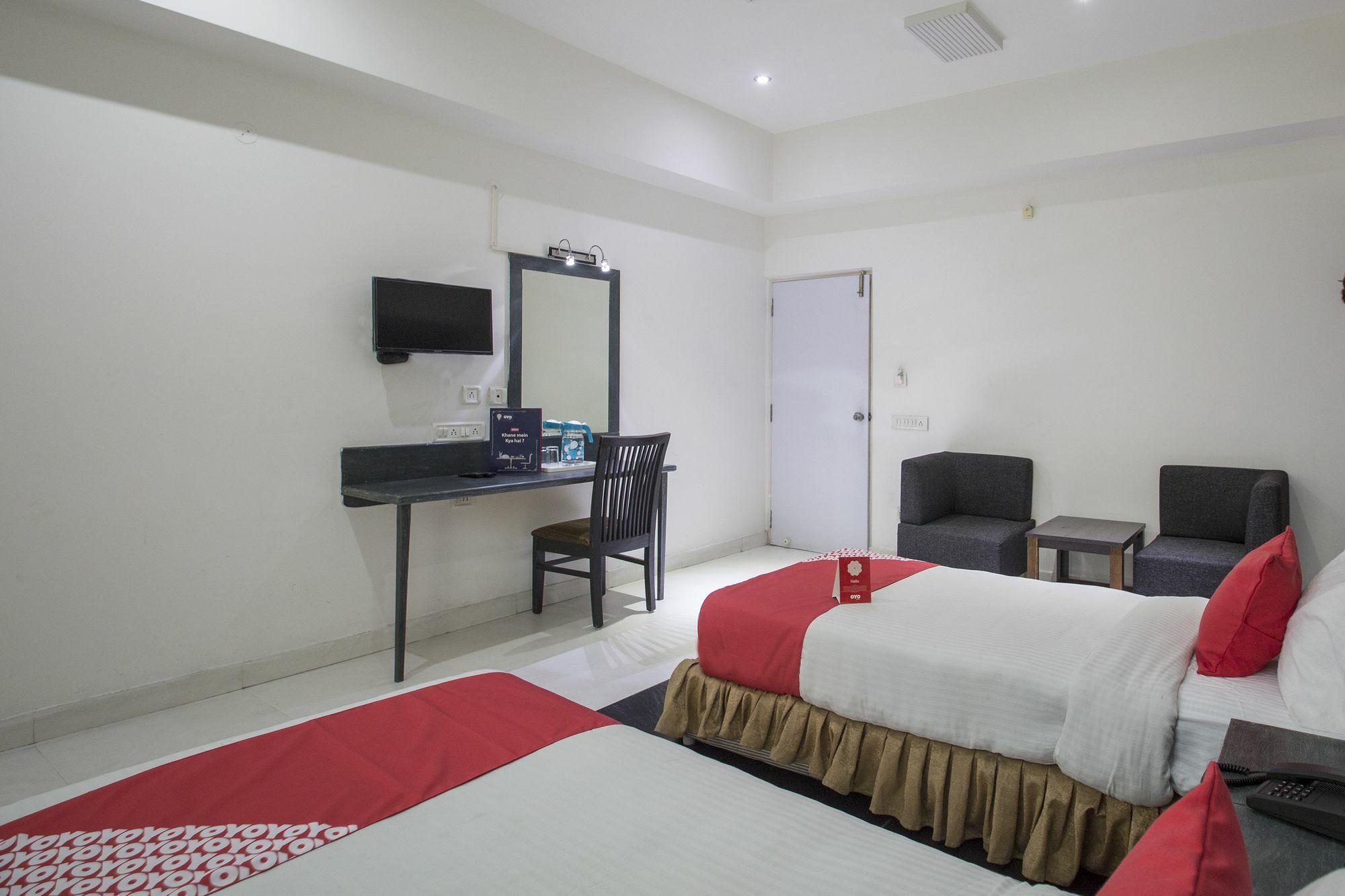 Hotel O Palak Residency Near Erragadda Metro Station Hyderabad Exteriör bild